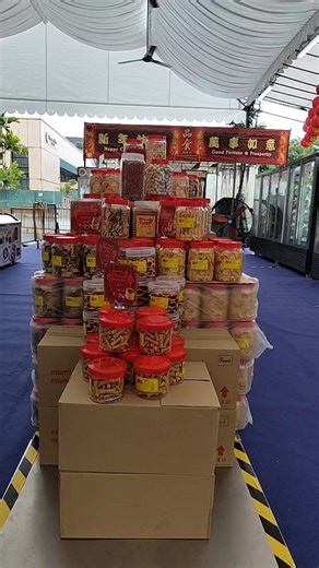 Pin Si Kitchen Facebook Livestream 🧧 Chinese New Year Specials – Livestream Exclusive 🧧 🗓 Order today, delivery between 22–24 January 2026 Available during the livestream: • CNY Festive Biscuits • Ready-to-Serve Frozen Items • Coin Bak Kwa • Premium Abalone • Bird’s Nest • Hawthorn Vinegar Drinks (6 bottles per box) – $15 📦 Frozen Poon Choi Latest delivery date: 3 February 2026 ⚠️ 2 February 2026 is fully booked 🎁 Livestream-Only Privileges • Free delivery with a minimum spend of $65 • Comp