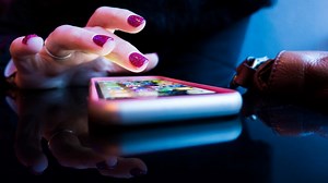 Genera tu factura de ingreso desde el celular con la nueva app del SAT