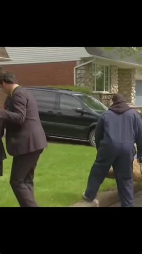 Hilarious Falling Prank You Need to Watch