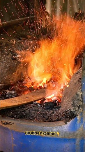 Making a Big Knife from a Truck Leaf Spring​ #blacksmith #makerknife #carvingtools
