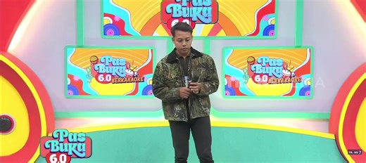 Alhmdulillah diberi kesempatan untuk tampil di pas buka 6.0 trans 7 ( karaoke ). sebuah pengalaman yang sangat sangat berharga bisa tampil di acara ini. walaupun gugup juga salah salah ngomong tapi Alhamdulillah lancar untuk segmen ini. trimakasih banyak @officialtrans7 #trans7 #pasbukatrans7 #samsons #viral #fyp