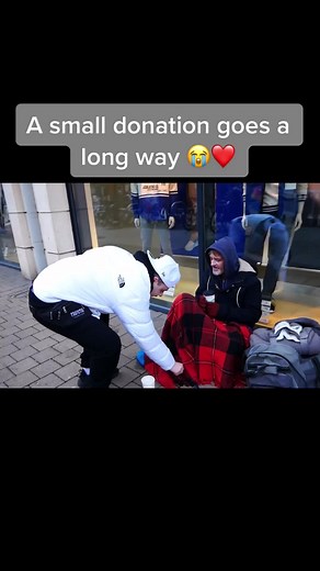Heartwarming CD Donation to a Homeless Person