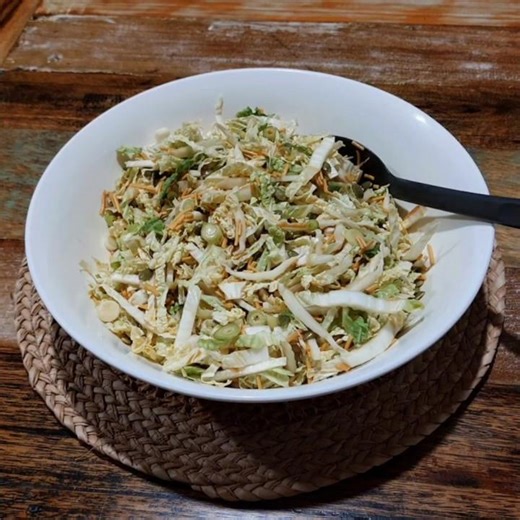 Easy Wombok Salad