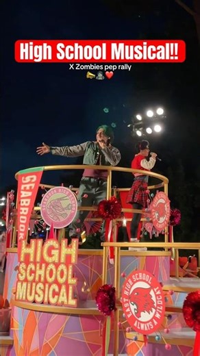 High School Musical Pep Rally at Disneyland 📣🧟 #highschoolmusical #disneychannel #disneyland