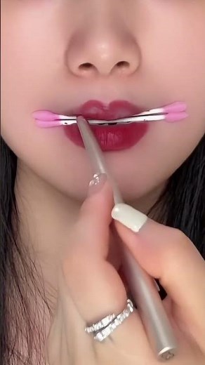 Perfect Lip Shape Trick Using Cotton Swabs | Easy Gradient Lip Tutorial for Beginners#shorts#mekupti