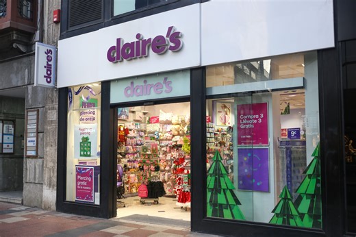 Iconic fashion accessory store Claire's forced to shut down 145 stores in the UK – but another 156 stores rescued at the last minute - Netmums