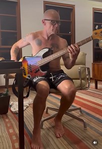 1.3M views · 10K reactions | Flea working out Jaco Pastorius' "Teen Town" lines in his hotel room | Bass Magazine | Facebook