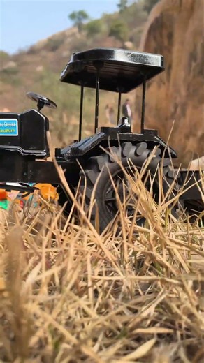 Remote Control Tractor Unboxing and Tracking Toy 🚜🚜🚜