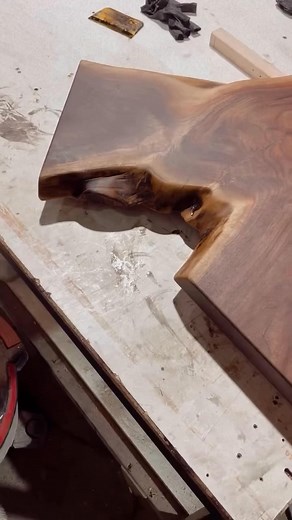 We love a slab with mesmerizing grain! 🤩 @foxfarmdesignbuild used Oil Plus 2C to protect this stunning walnut tabletop! The oil brings out all of the intricate, unique characteristics, allowing its natural beauty to shine! 👏 #rubiomonocoat | Rubio Monocoat USA