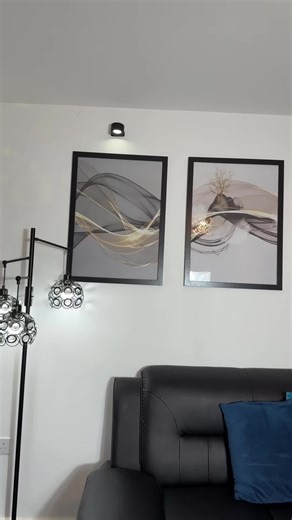 Decoración de Paredes con Luces LED y Marcos