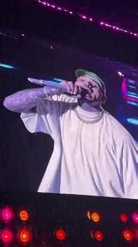 A 1-minute journey back to a 2005 R&B classic.