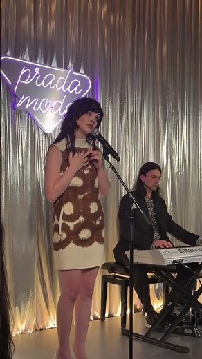 A #PradaMode exclusive Sophie Thatcher 🎤 just gave her first ! ever live performance #SophieThatcher