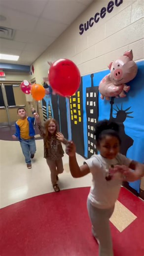 5.4K views · 105 reactions |  Balloons Over Broadway Day!  Our...