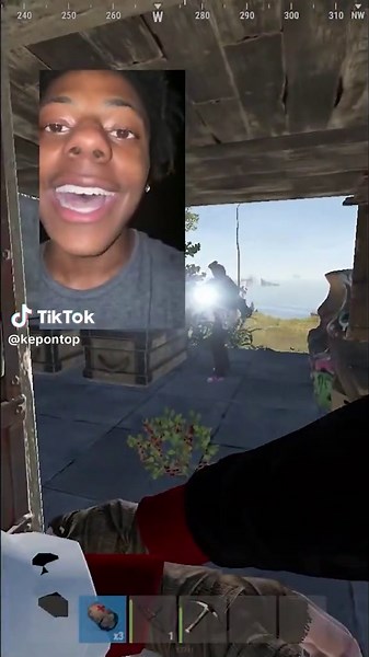 when you try to farm on a 300 pop rust server #rust #playrust #rustgame #rustconsole