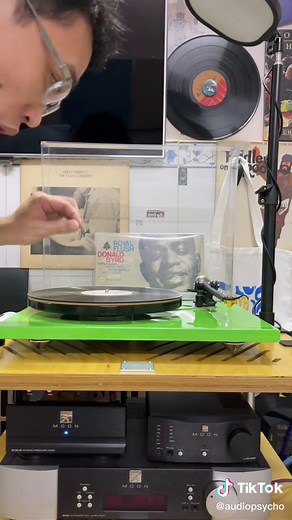 #donaldfagen #thenightfly #rubybaby #audio #diathan #lp #records #nowspinning #mamdiathan #audiophile #funk #pop #vinylsaigon #synth #music #audiopsycho