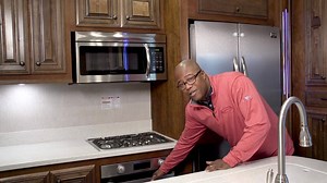 3.2K views · 25 reactions | Heartland RVs own Hilton Riggins walks you through the new Bighorn 3500SE, pointing out features and updates for the 2018 model year. | Heartland RVs | Facebook