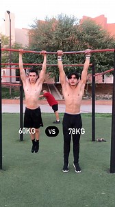2.7M views · 20K reactions | 60kg VS 78 kg // Clean enough? . . #streetworkout #calisthenics #calisthenicsworkout #muscleup #training #bodyweight #strong | Alex Peña | Facebook