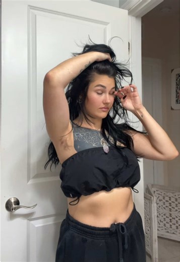 Future hologram, chaotic alarm clock #thebrowning