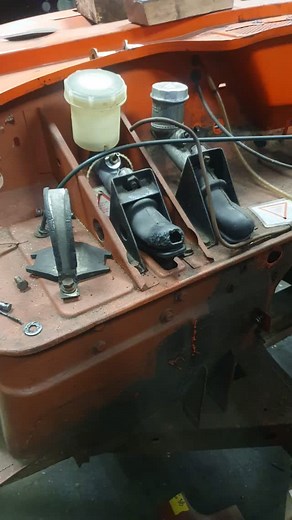 50 reactions | Spitfire restoration - PART 6 - Driver’s floor, engine bay strip #triumphtr #triumph #triumphvitesse #triumphspitfire | JY Classics | Facebook