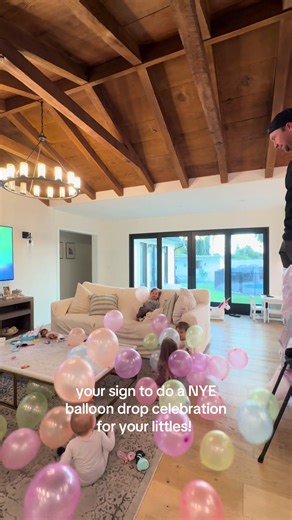 🍾🎉🥳 #toddlersoftiktok #motherhood #newyear #baby @Andrea Edgley