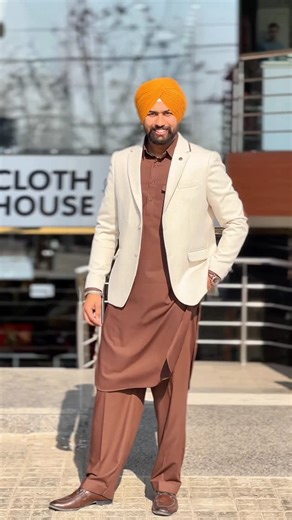 Pbs Pagri House on Instagram: "ਬਹਿਜਾ ਬਹਿਜਾ ਕਰਵਾਉਂਦੇ ਜੱਟ ਜਚਕੇ ਤੇ ਮੁੱਛ ਨੂੰ ਖੜਾਈ ਰੱਖਦੇ 😎 . 📦For order call/whatsapp :- 7517-000062 . 📍Visit us :- PBS SHOPPING CENTRE, Amritsar road , Mehta chowk , 143114 . @pbs_shopping_centre @pbs_pagri_house @pbs_cloth_house @pbs_kids_wear . . #pbsshoppingcentre #pbsclothhouse #pbspagrihouse #mehtachowk #amritsar #ludhiana #jalandhar #patiala #chandigarh #trending #content #instagram . #turban #pagg #tutorial #singh #trend #punjab"