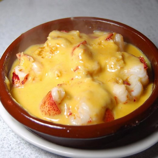 Cassolette Saint-jacques et homard nappés d'une sauce onctueuse 😍 .... 𝐋𝐚 𝐫𝐞𝐜𝐞𝐭𝐭𝐞 𝐜𝐨𝐦𝐩𝐥è𝐭𝐞 👇👇👇 | Recettes faciles