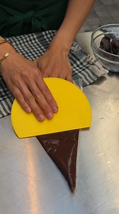 Strawberry Frozen Yogurt Cone! Berry chill vibes only 🍓🍦 #fblifestyle | Chefclub Network