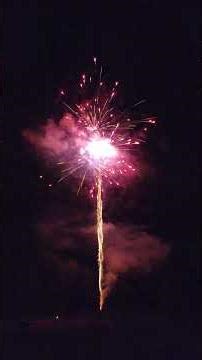 224s CYBER PUNK FIREWORK (Pyromaniacs Ft. Wayne, IN) BEAUTIFUL, LONG DURATION #fireworksdisplay