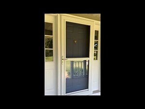 Install Larson LakeView Screen Away SplitView Storm Door 👍🏻 一日家居DIY工程～安裝伸縮屏幕紗窗玻璃防風門