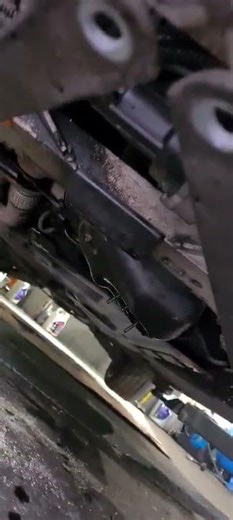 Bmw 320 I 2008 .Timing chain job !!