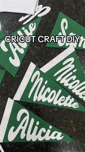 Cricut DIY: Personalized Felt Pennant Flags for Camp