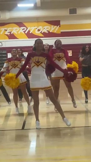 MV boom dynamite cheer