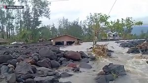 11K views · 77 reactions | Scenes at Barangay Busay in Daraga town, Albay, on November 2, 2020, a day after Super Typhoon Rolly (international name: Goni) slammed the Philippines. Video by Rhaydz B. Barcia/Rappler Follow Rappler's #RollyPH coverage on https://rplr.co/RollyPH | Rappler | Facebook