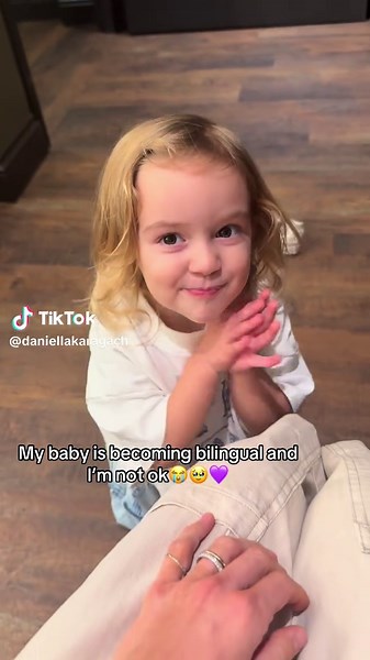 Bilingual Journey: Daniella Karagach Learning English and ASL