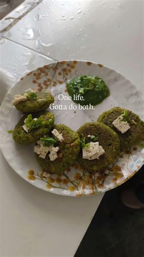 Weekend well spent in the lab—experiments, learning, and little discoveries 🧪#shooliniuniversity