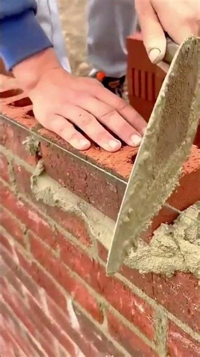 Pro Builder Secret: Perfect Bricklaying in Seconds! 🧱💨🔝 #shorts