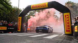 Hypercar street race in Italy: Epic speeds, crazy turns, and exotic cars