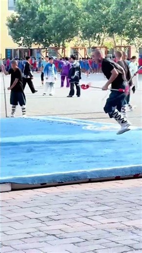 Shaolin Master Yu's Martial Arts Mastery: Two Guns, One Master