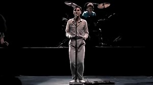 Talking Heads - Life during wartime LIVE - Stop making sense 1984 HQ