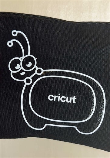 Creating a Cricut Tool Case with HTV