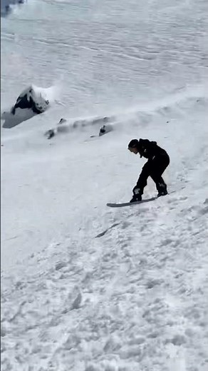 Ben Ferguson turned on the landing boosters #snowboarding #snowboard #burton