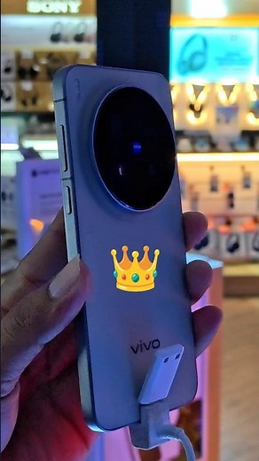 The Samsung Killer? Vivo X300 Pro is HERE! 🔥 #vivox300pro #vivox300fe #firstlook #tech #shortvideo