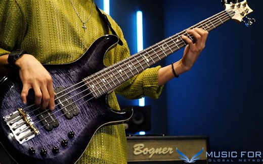 PRS Gary Grainger 5 String Bass Model Demo