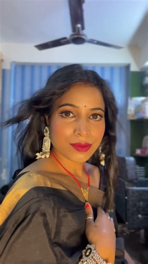 Transition video #youtubeshorts #makeupartist #makeup ￼