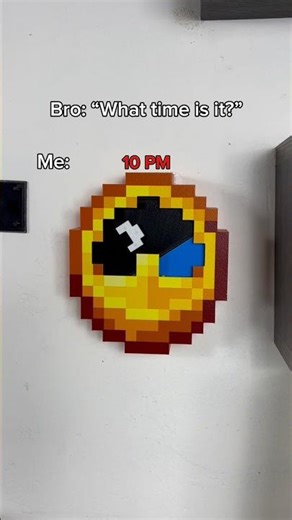 Minecraft clock is real?! 😳