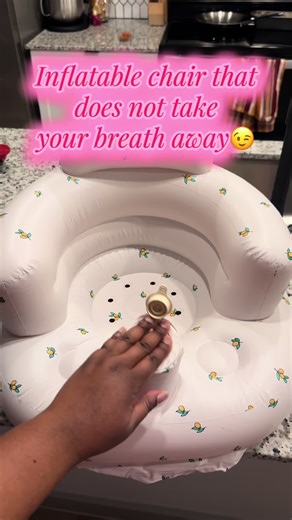 This inflatable baby chair doesn’t take your breath away trying to blow it up 😮‍💨 quick, easy, and actually convenient for baby. #BabyFinds #MomTok #BabyEssentials #TikTokShopFinds #MomLife