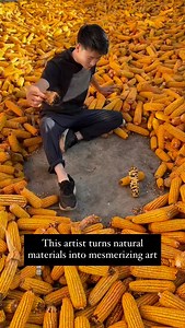 248K views · 36K reactions | Xiao Xu crafts fleeting portraits directly on the ground, using natural materials like corn, leaves, petals, twigs, and soil pigments. Each human form seems to rise from nature itself, as if the earth momentarily takes human shape. Artist: 小徐植物拼图 / xuyifan9903 on Douyin #art #natureart #artist | Sketch Daily Dose | Facebook