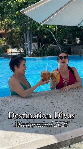 Christine Curran | TV Producer | Founder on Instagram: "@diningempire x @the.divanetwork presents 🌴 YEAR 5… ROATÁN, HONDURAS 🌴 on @destinationdivastv 🎥 . Our 2026 Mastermind Episode is officially happening in one of the most magical, untouched islands in the world 🌍 And this year is going to be legendary. Roatán is on the cusp of a massive boom… real estate is skyrocketing, tourism is exploding, and investors are calling it the “Costa Rica of 20 years ago.” But beyond the opportunity, it’s t