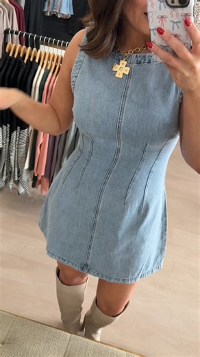 This denim mini dress is a need! 🙌🏼 {Shop it now} | The Blushing Brunette Boutique