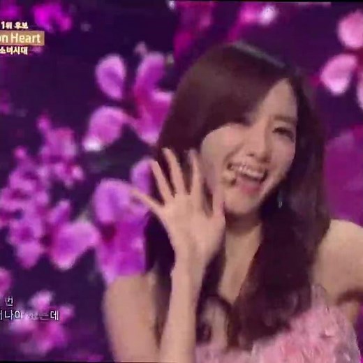 즉석 안무바꾸기가 즐거웠던 소녀시대 윤아 (라이온하트) +현타씨게온 태연ㅋㅋㅋㅋㅋ